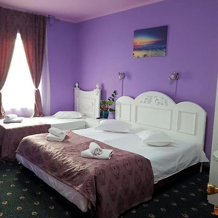 Hotel Darosy Arad Exterior photo