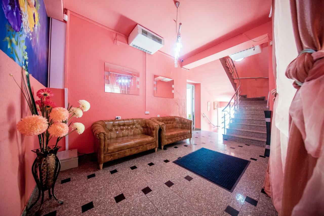 Hotel Darosy Arad Exterior photo