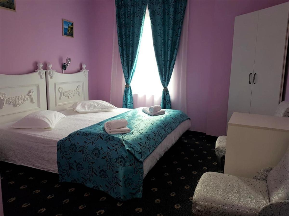 Hotel Darosy Arad Exterior photo